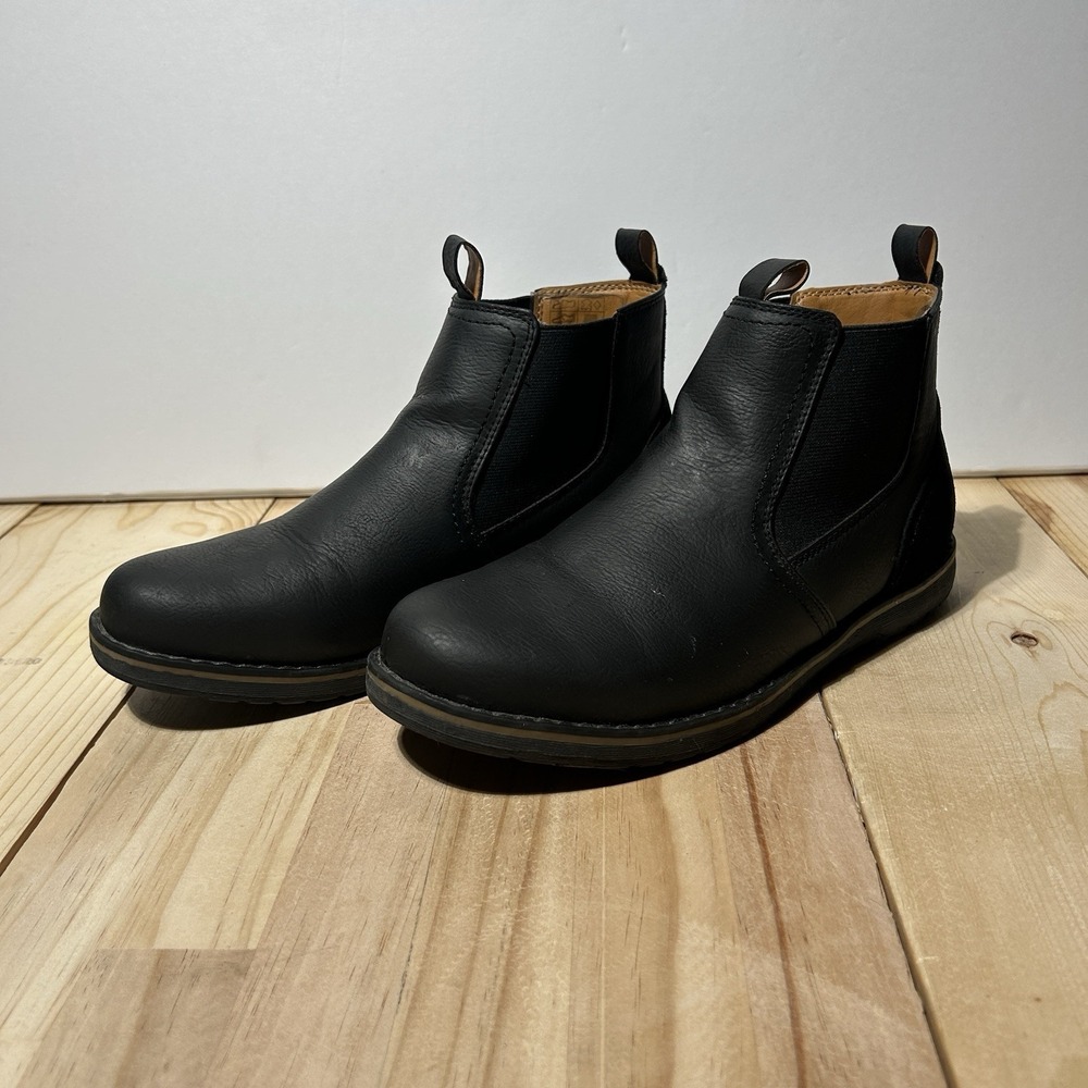 IZOD Men's Size 8M Lucas Black Pull- On Leather Chukka Memory Foam Ankle Boots‎